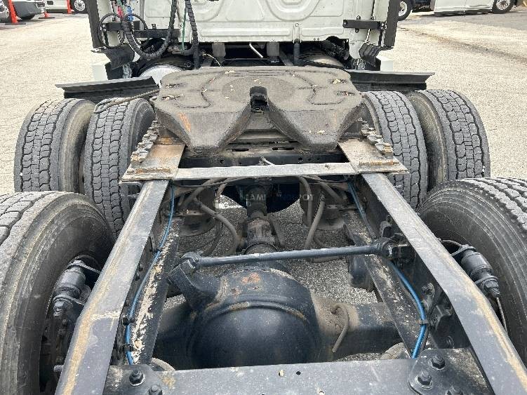 Truck Thumbnail 6