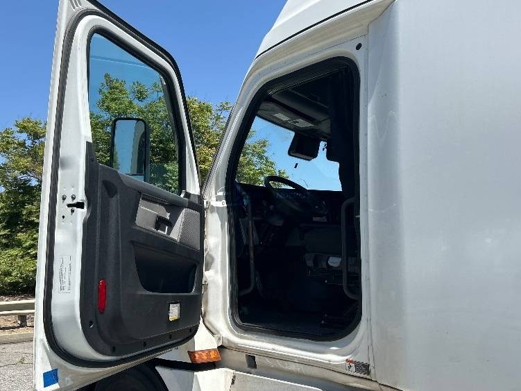 Truck Thumbnail 7
