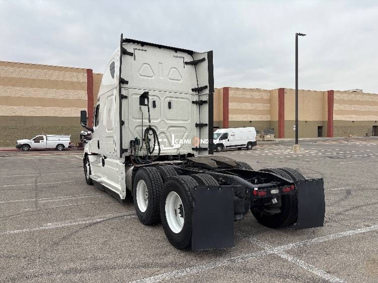 Truck Thumbnail 5
