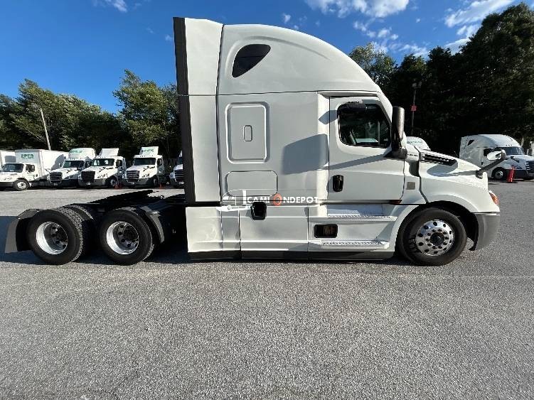 Truck Thumbnail 6
