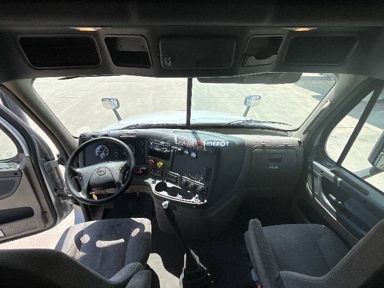 Truck Thumbnail 8