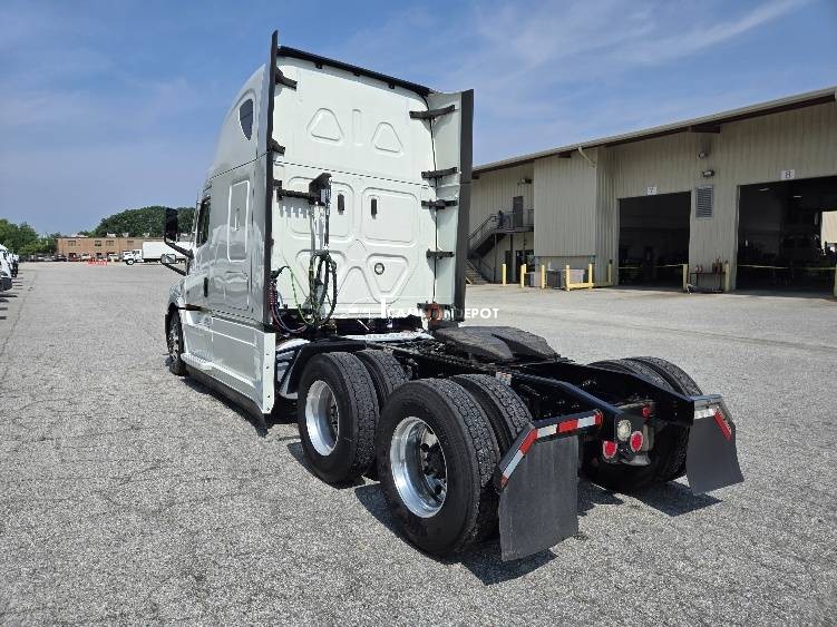 Truck Thumbnail 5