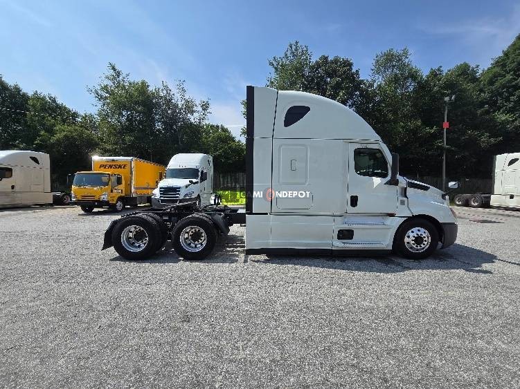 Truck Thumbnail 7