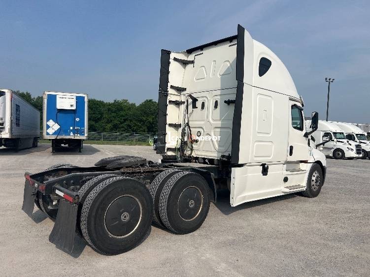 Truck Thumbnail 7