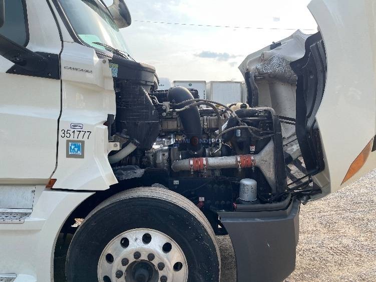 Truck Thumbnail 9