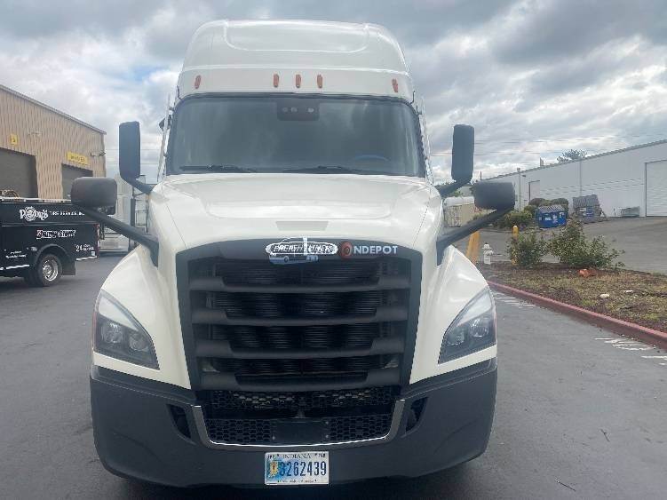 Truck Thumbnail 3