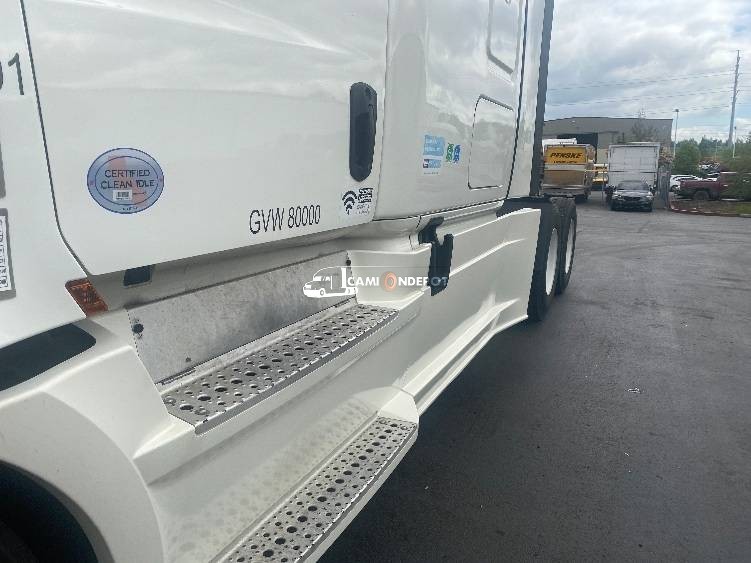 Truck Thumbnail 13