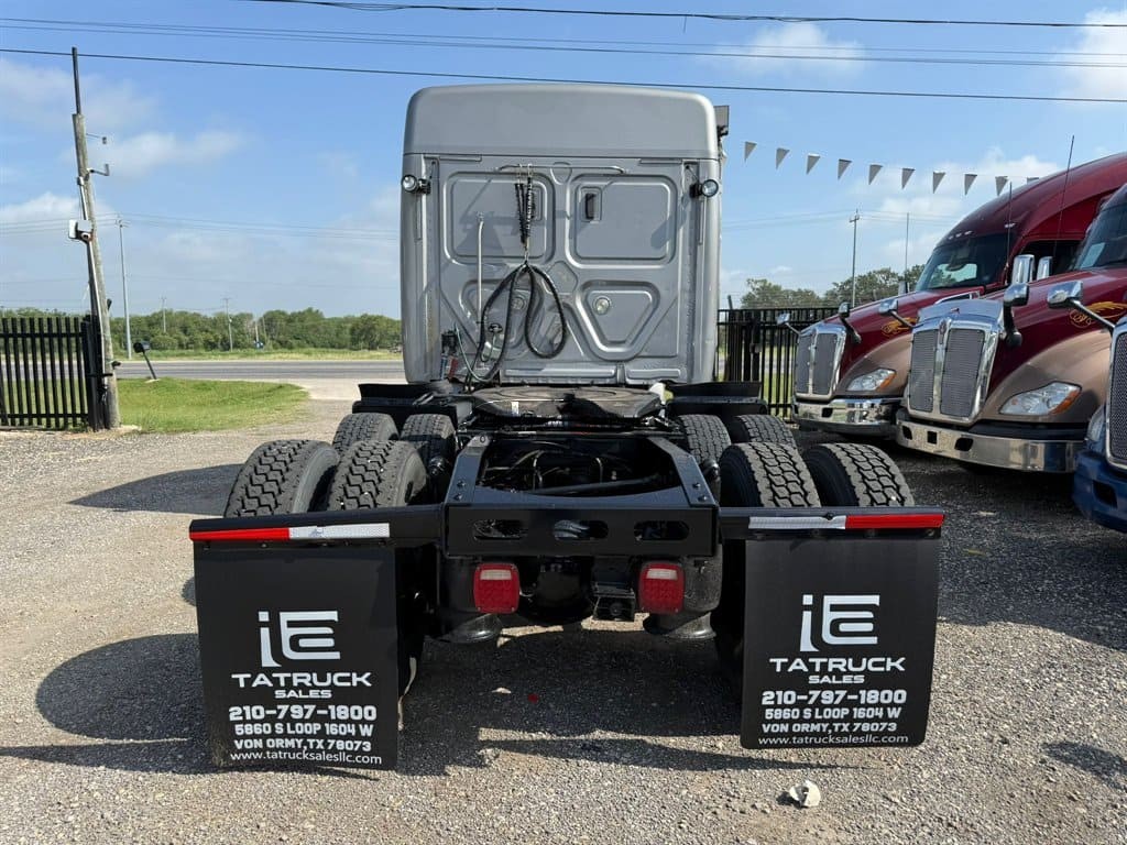 Truck Thumbnail 4
