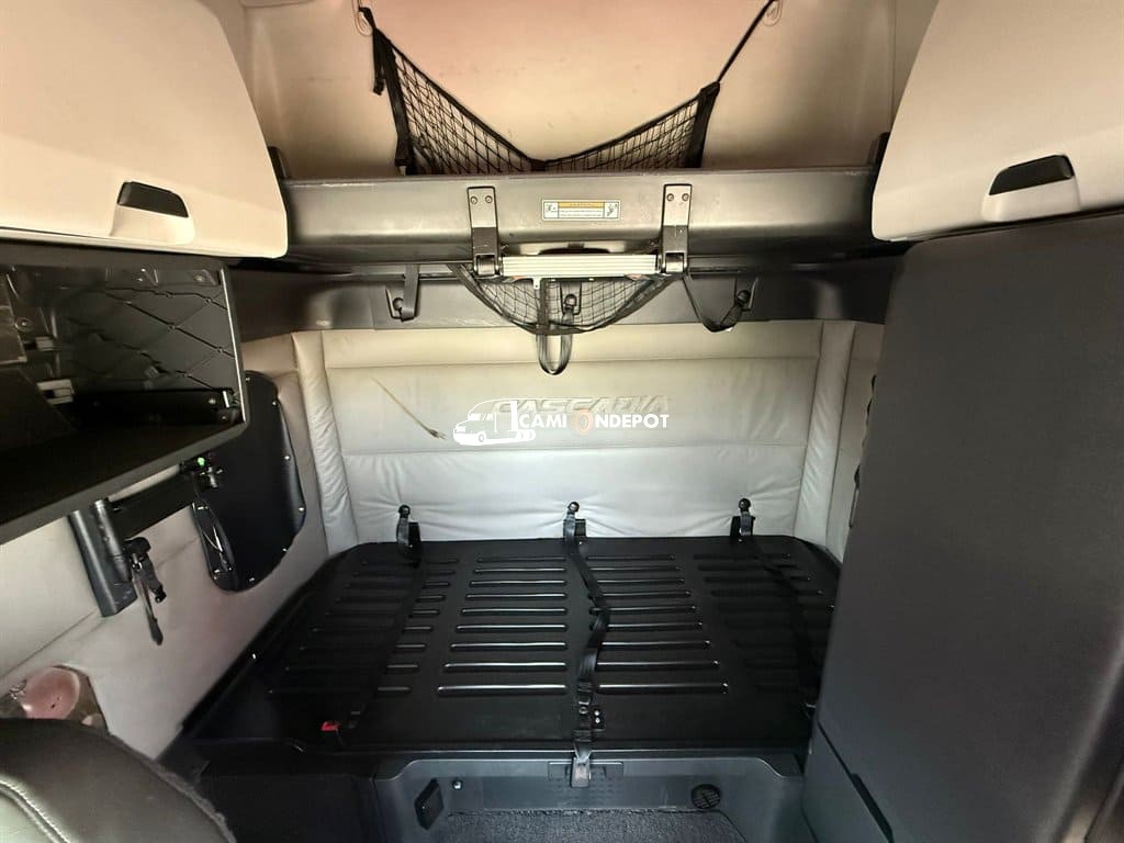 Truck Thumbnail 7