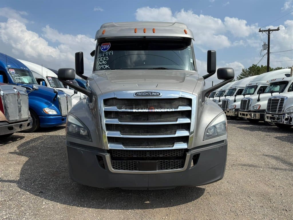 Truck Thumbnail 2