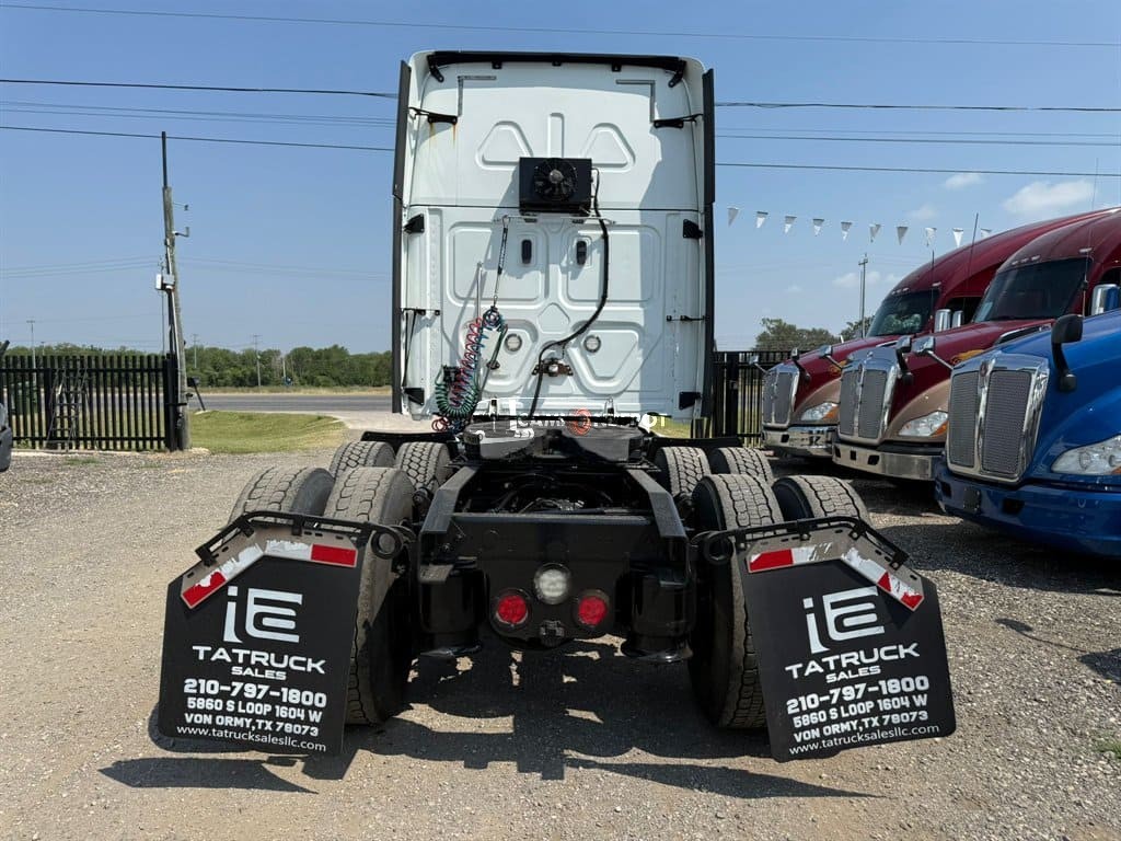 Truck Thumbnail 5
