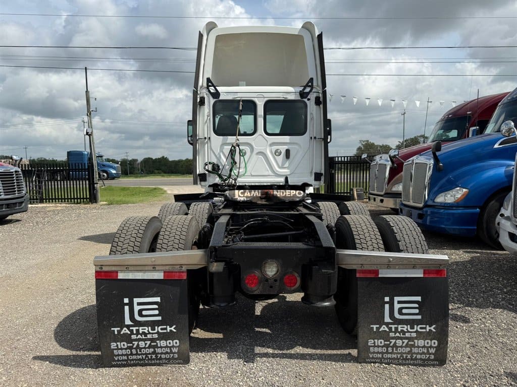 Truck Thumbnail 5