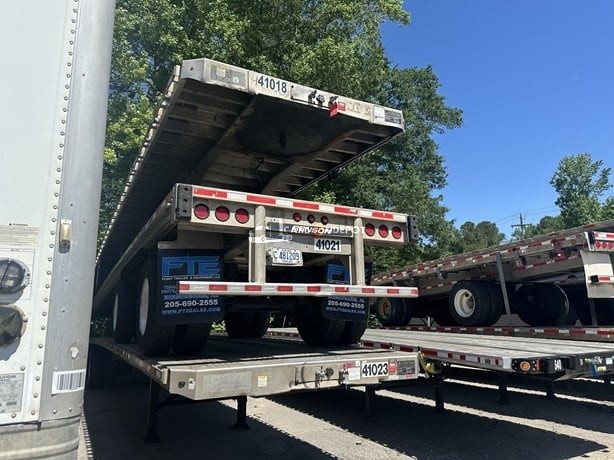 Truck Thumbnail 3