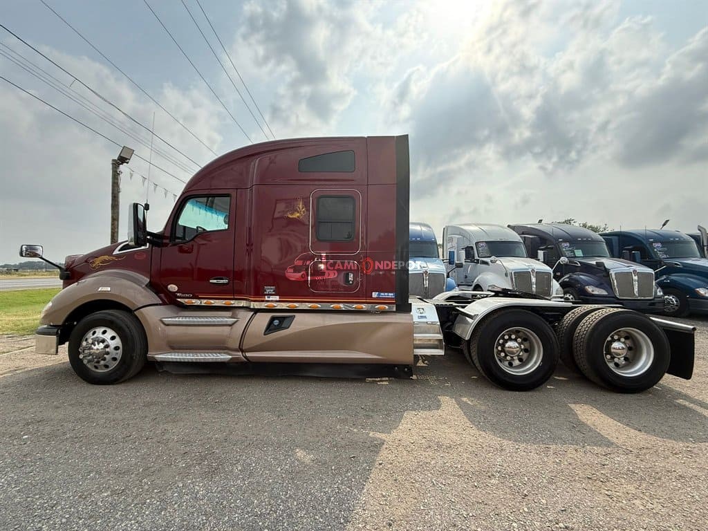 Truck Thumbnail 4