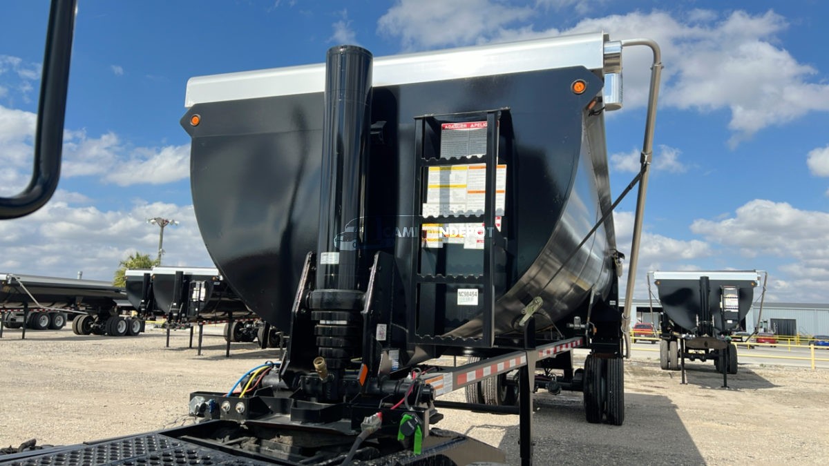 Truck Thumbnail 3
