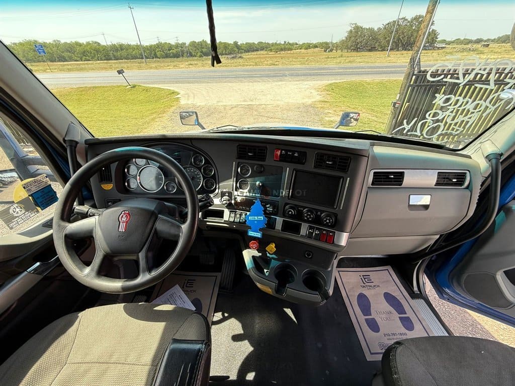 Truck Thumbnail 6