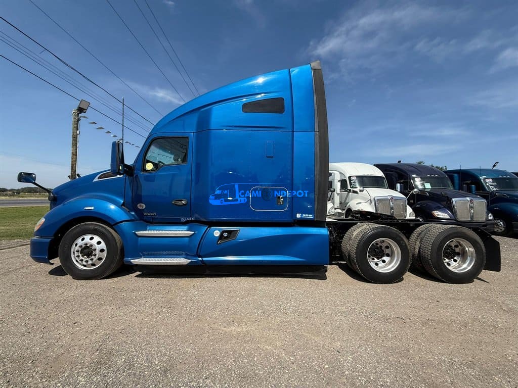 Truck Thumbnail 4