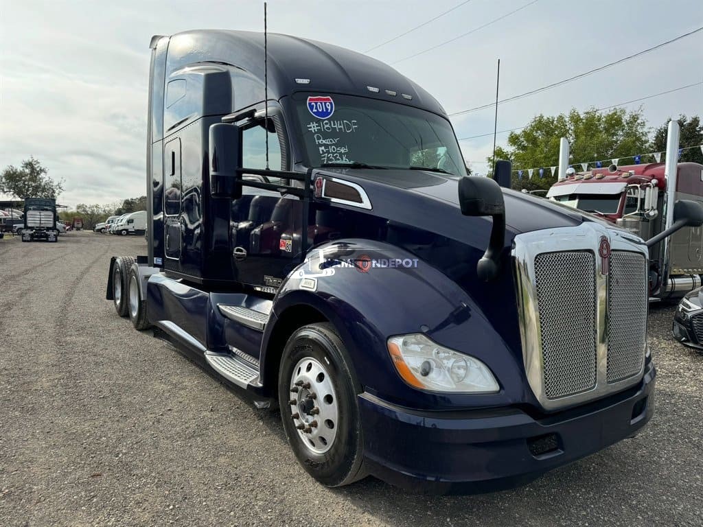 Truck Thumbnail 3