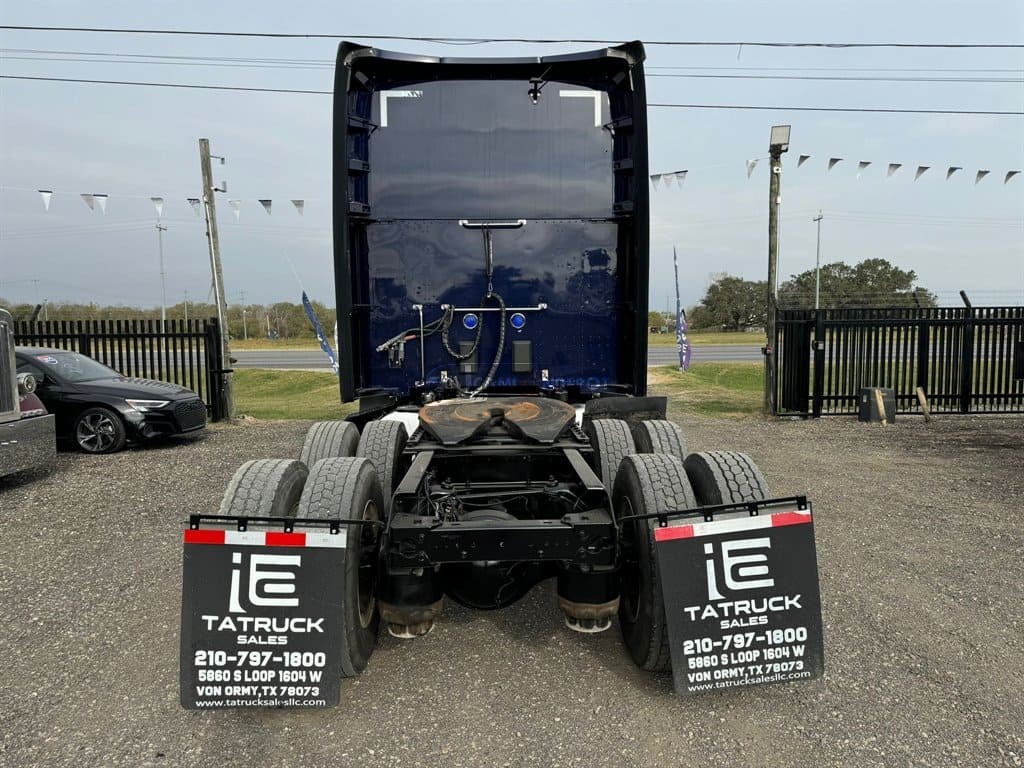 Truck Thumbnail 5