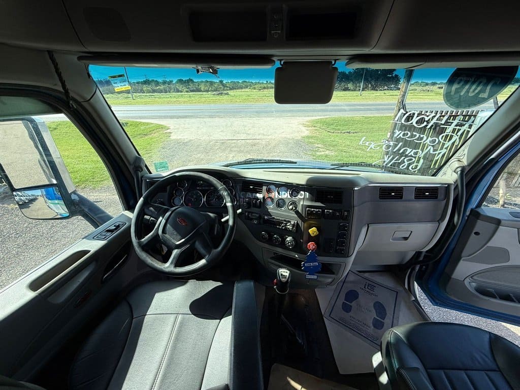 Truck Thumbnail 6