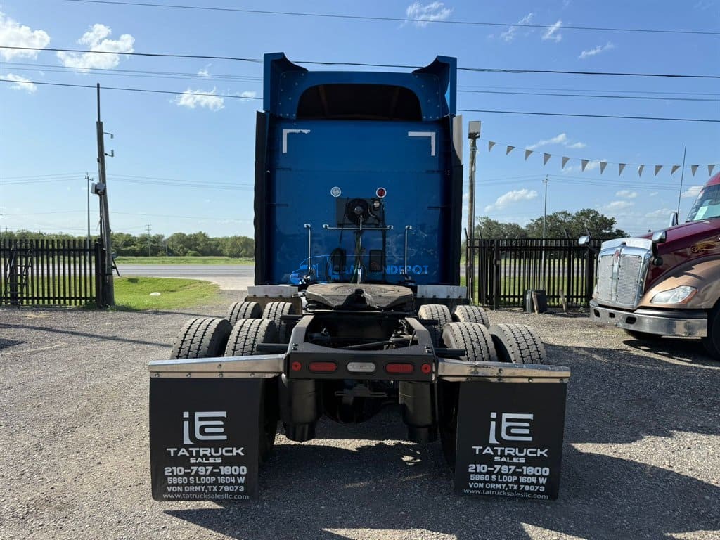 Truck Thumbnail 5