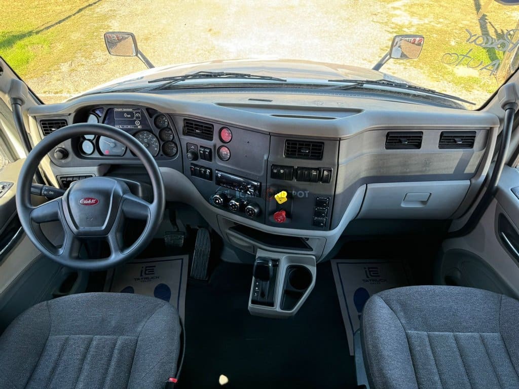 Truck Thumbnail 6