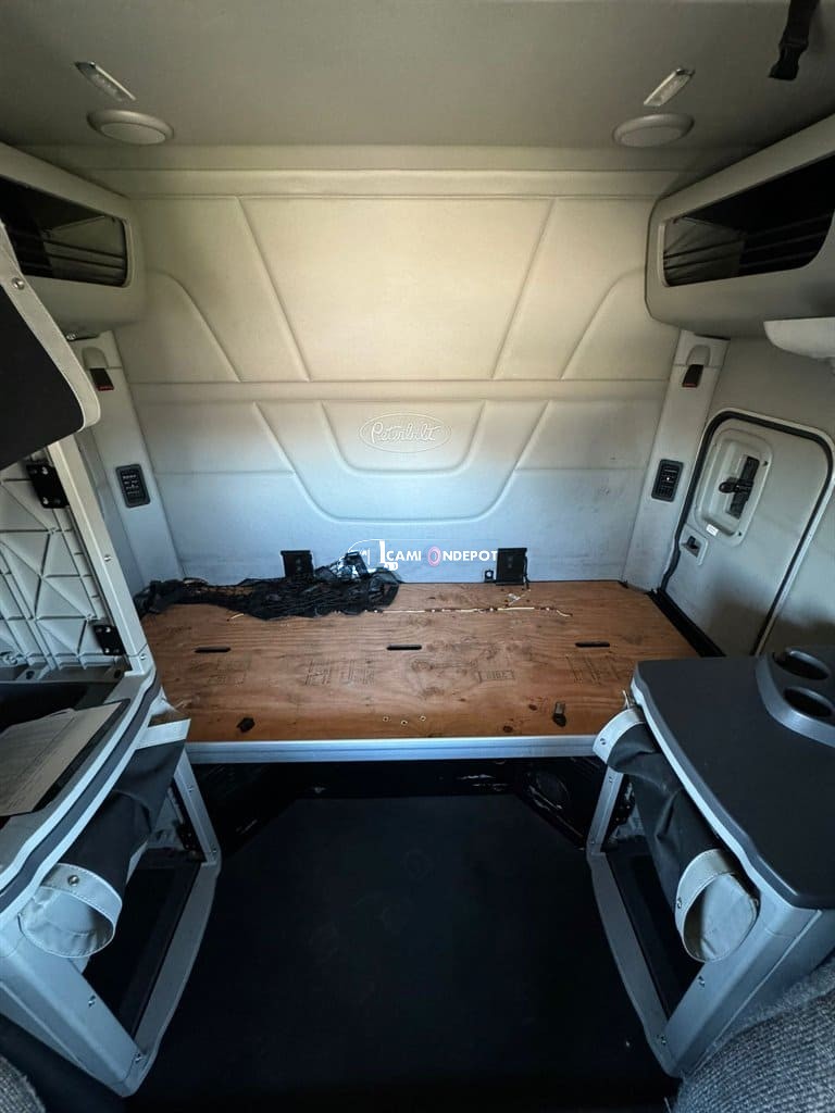 Truck Thumbnail 7
