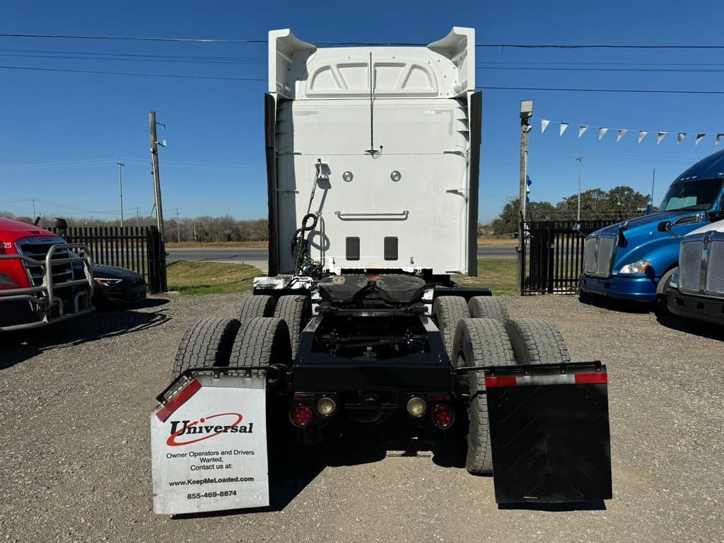 Truck Thumbnail 5