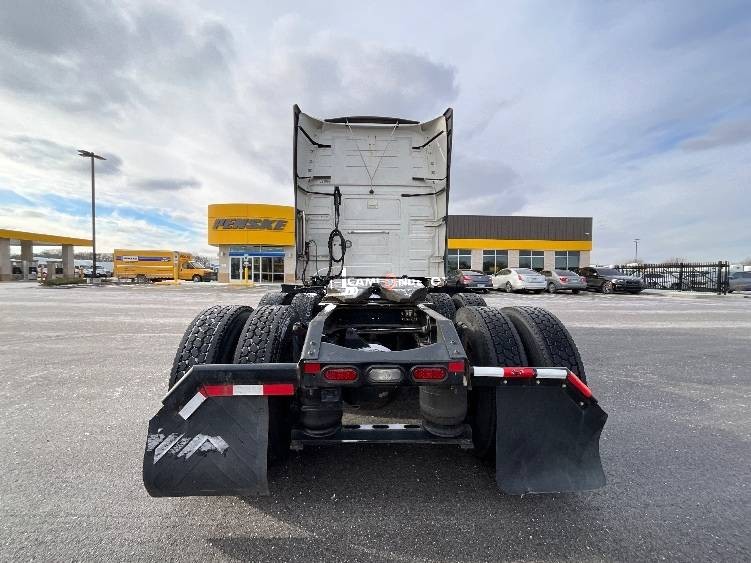 Truck Thumbnail 5