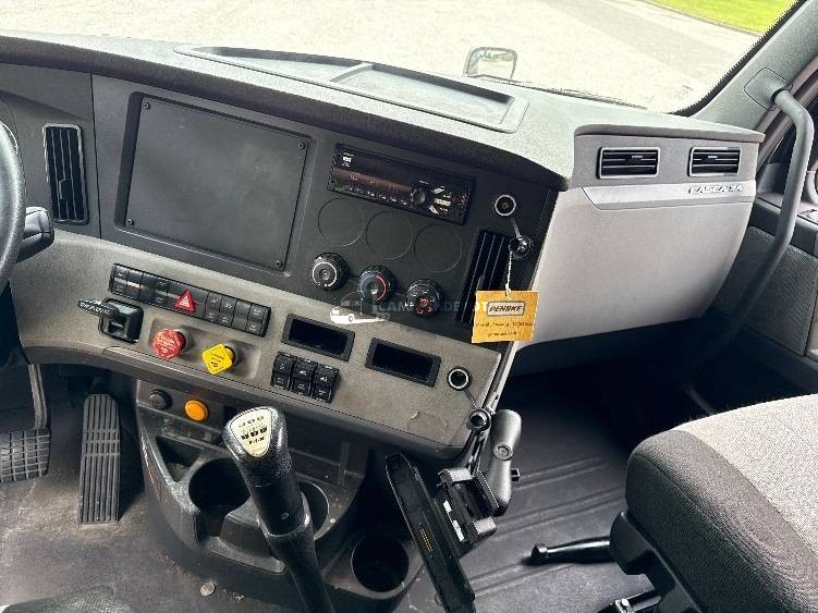 Truck Thumbnail 7