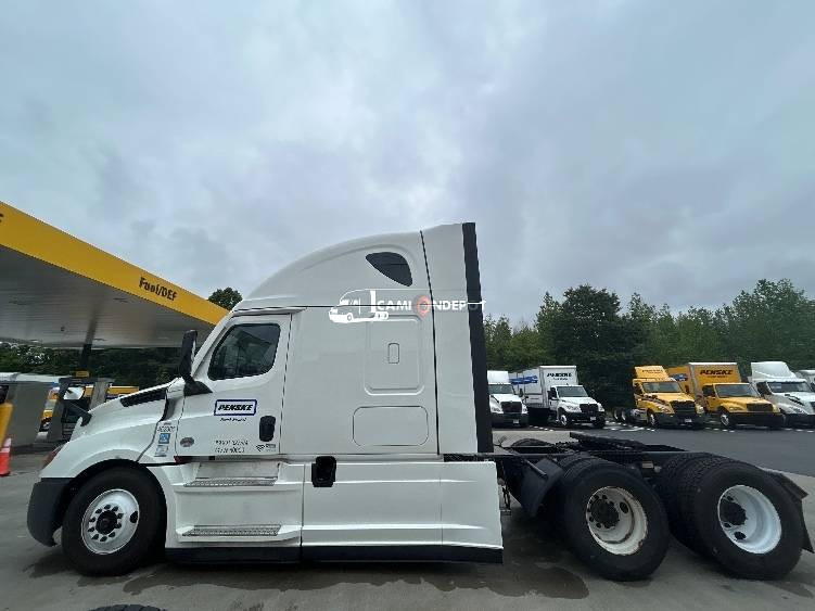 Truck Thumbnail 4