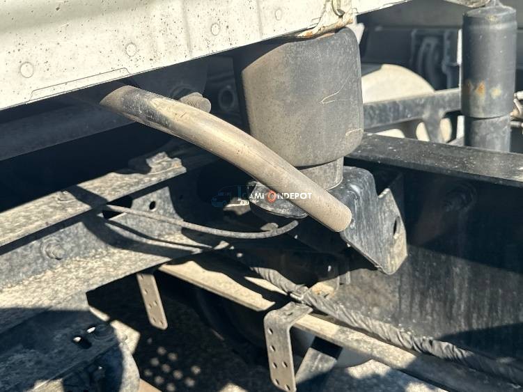 Truck Thumbnail 14