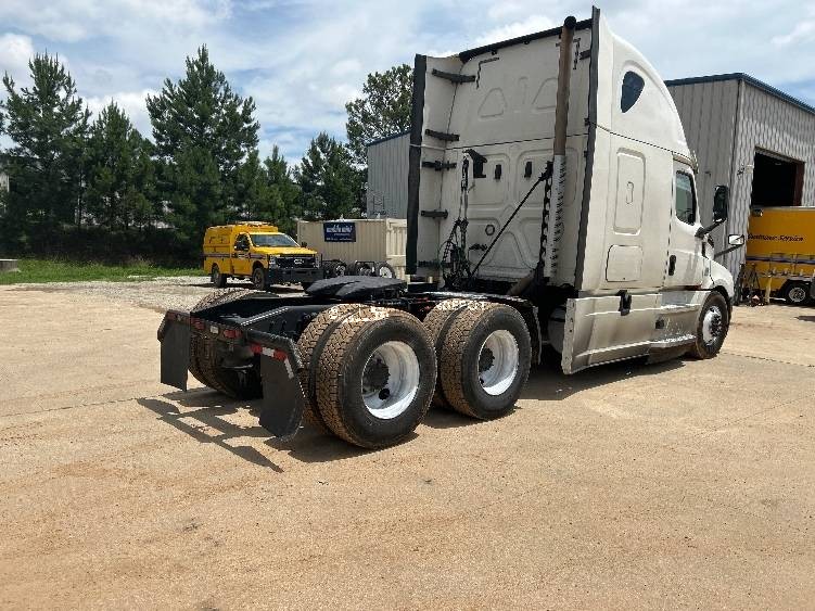 Truck Thumbnail 7