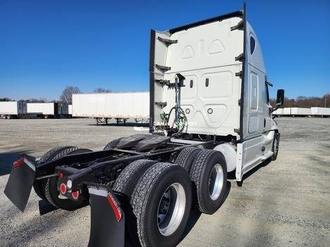 Truck Thumbnail 6