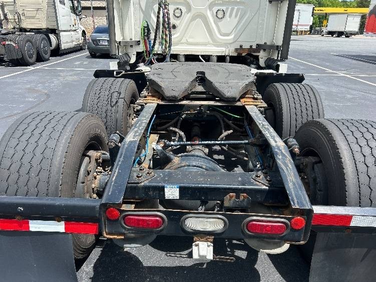 Truck Thumbnail 6
