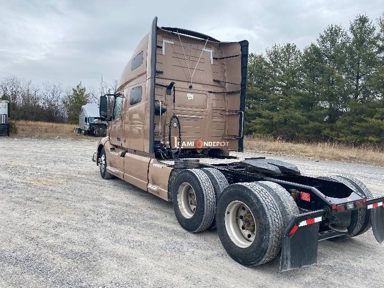 Truck Thumbnail 5