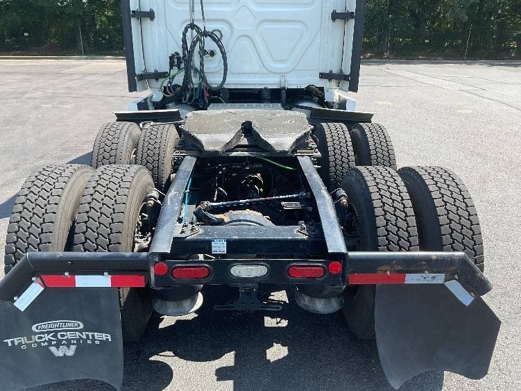 Truck Thumbnail 6