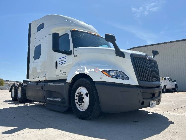 Truck Thumbnail 2