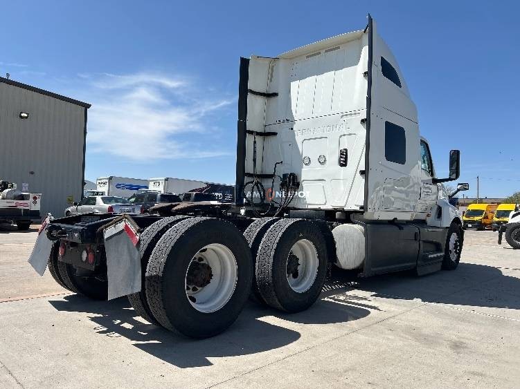 Truck Thumbnail 7