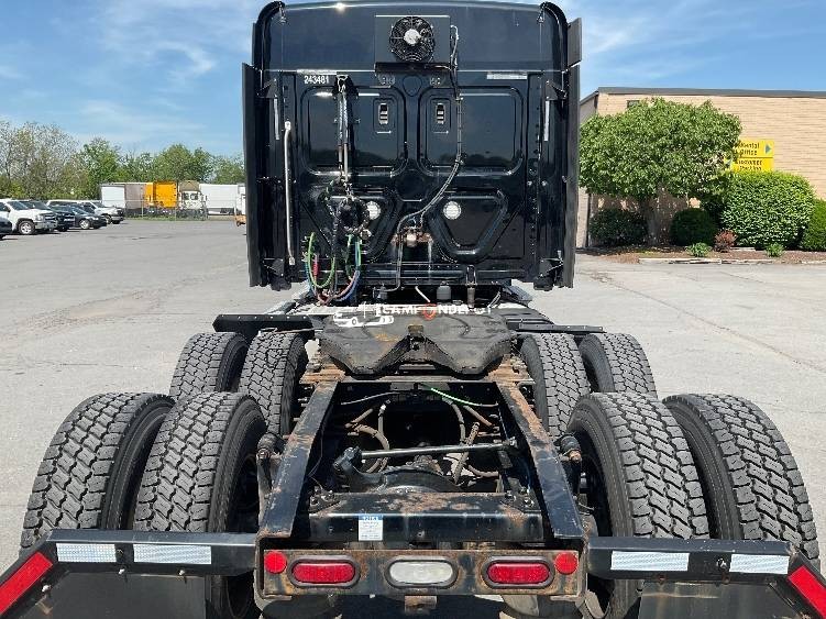 Truck Thumbnail 6