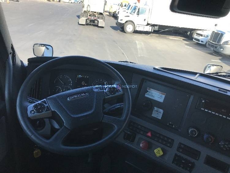 Truck Thumbnail 10