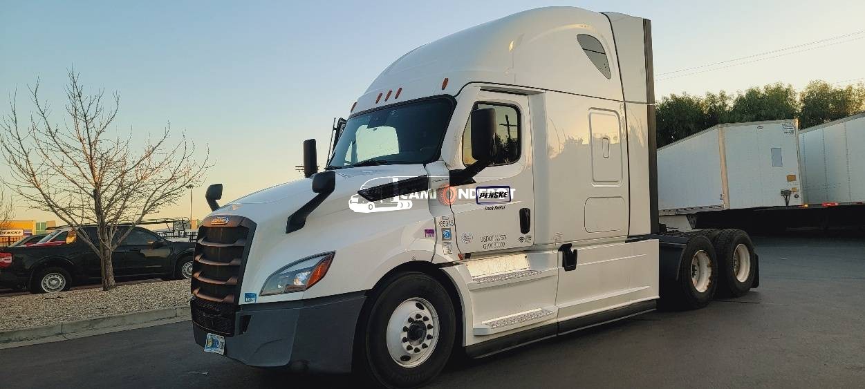 Truck Thumbnail 3