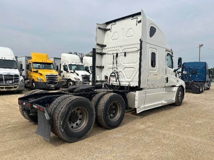 Truck Thumbnail 6