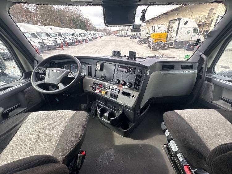 Truck Thumbnail 7