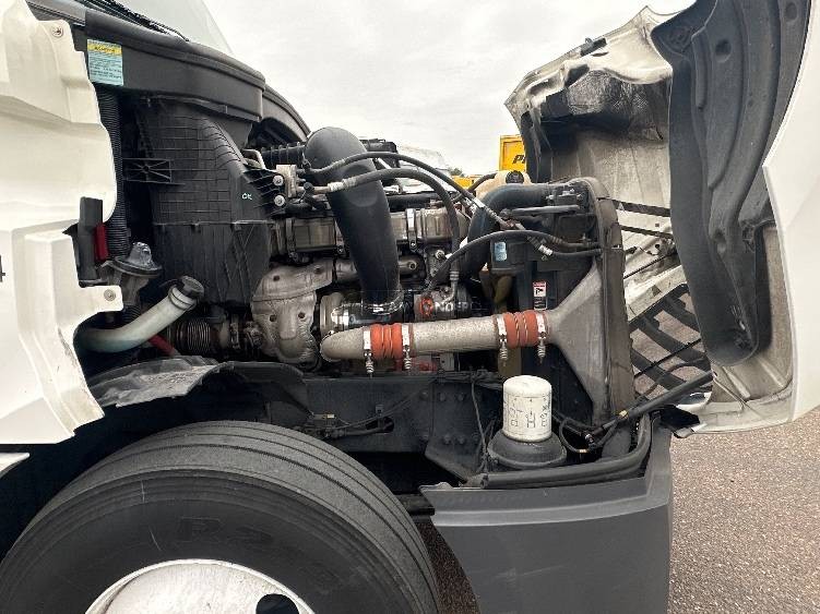 Truck Thumbnail 10