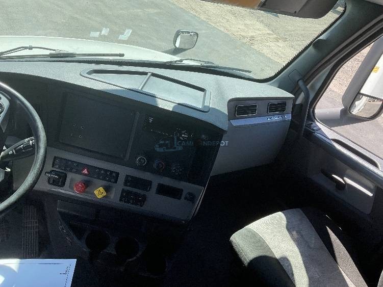 Truck Thumbnail 8