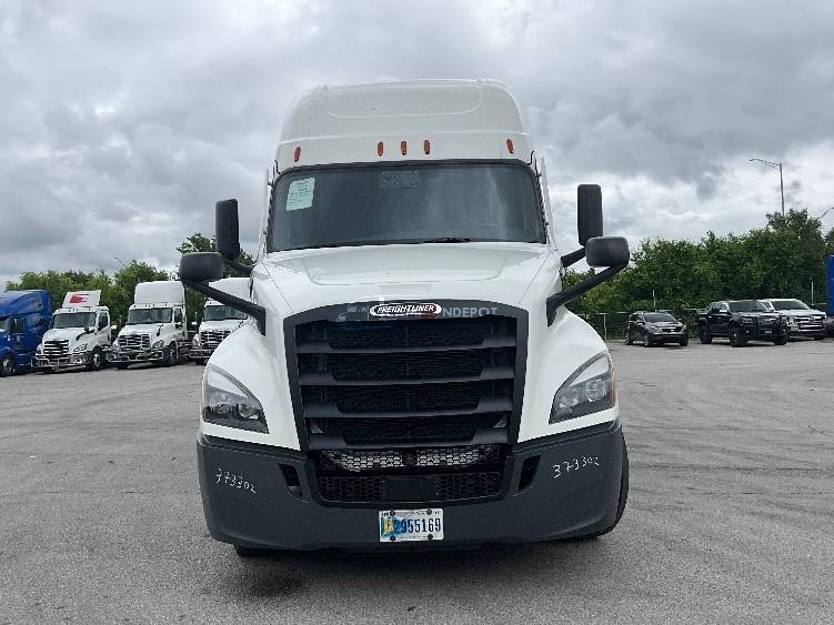 Truck Thumbnail 3