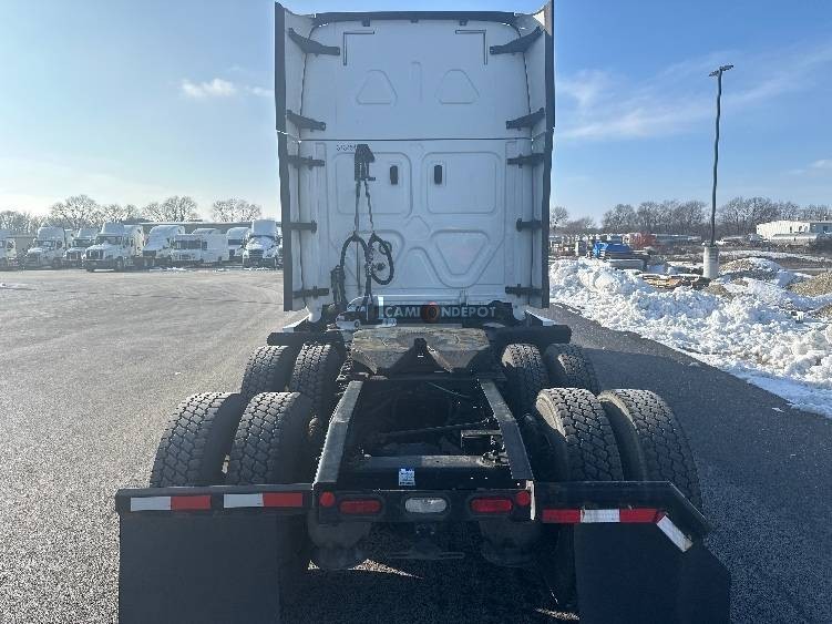 Truck Thumbnail 6