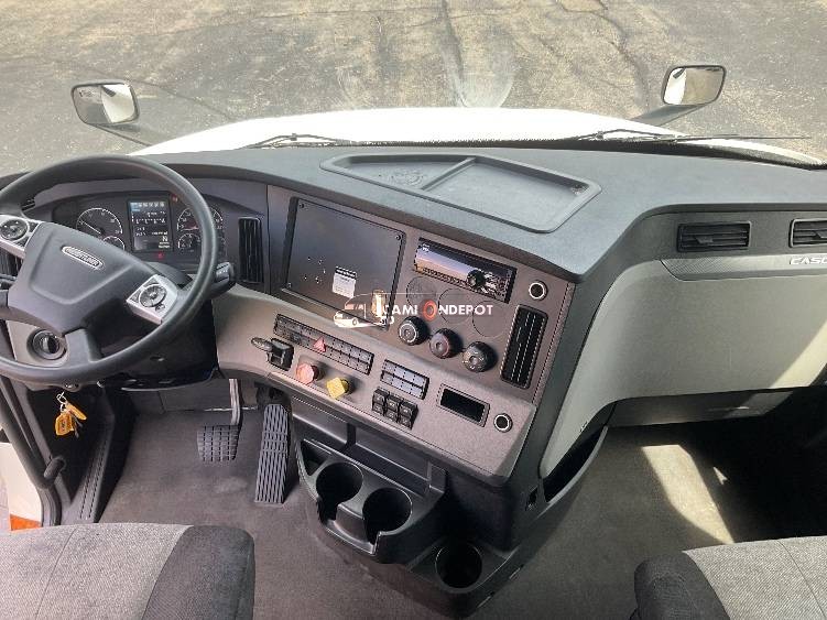 Truck Thumbnail 9