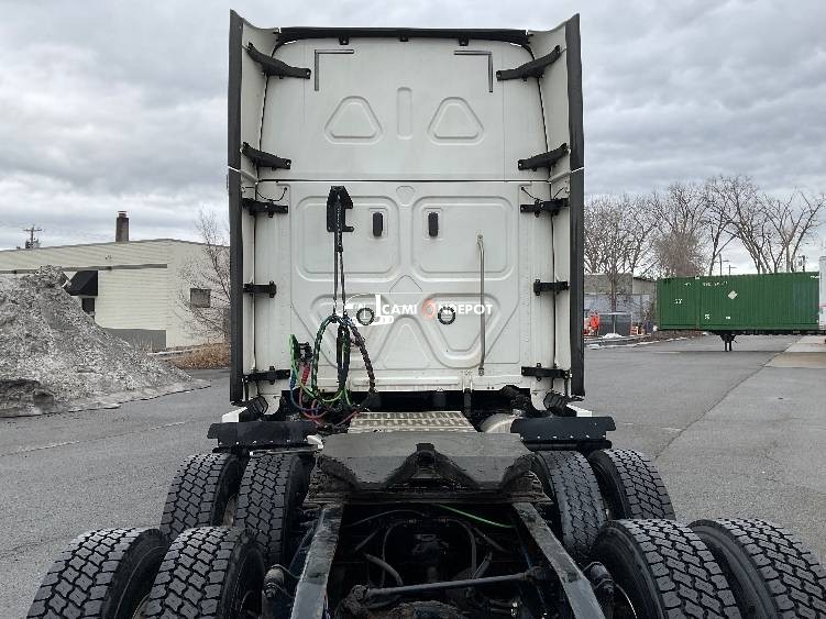 Truck Thumbnail 5